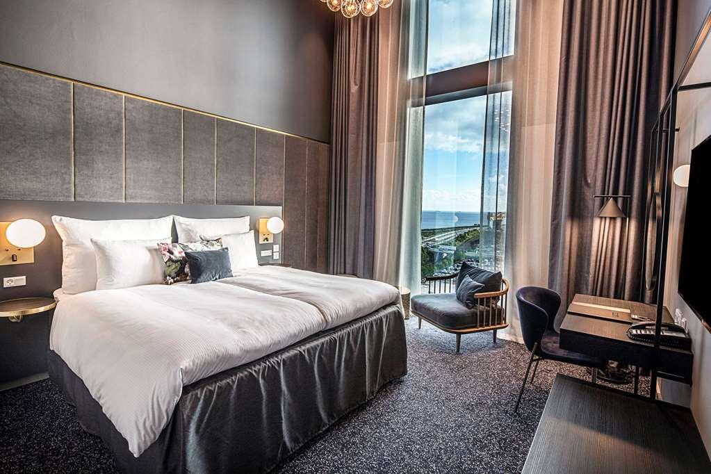 Clarion Copenhagen Airport Hotell 4*