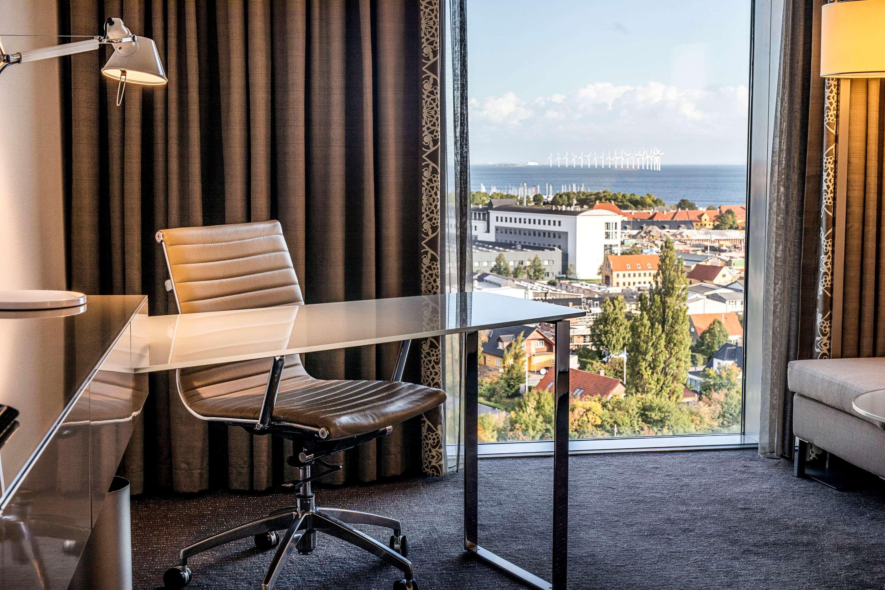 Clarion Copenhagen Airport Hotel 4*